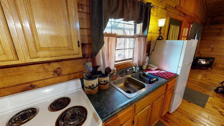 Heart of the Country Cabin Heart of the Country Cabin